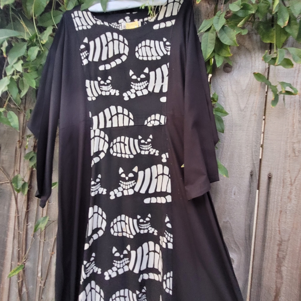 Vintage Cheshire Cat dress